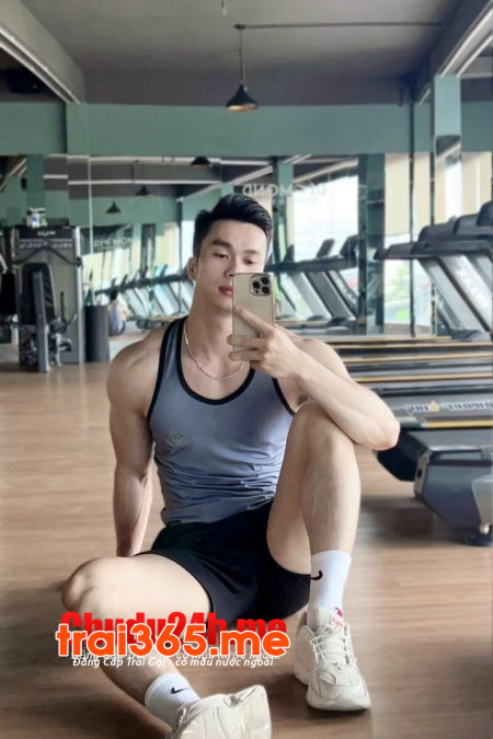 TRAI GYM NGON MASSAGE GIỎI, LÀM TÌNH DÂM NHIỆT TÌNH AZ ( TÂM A17 )