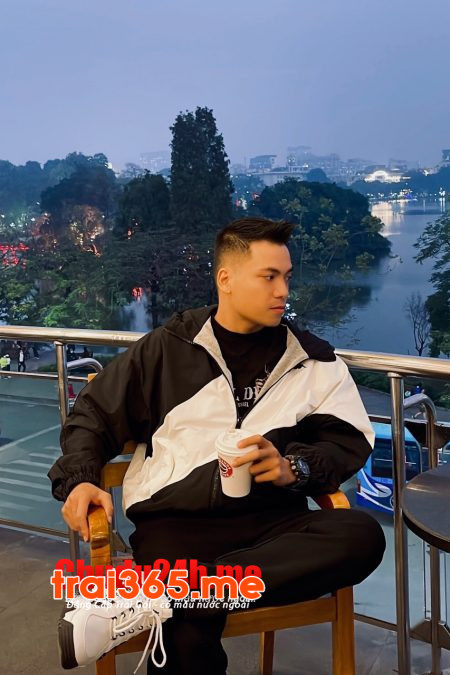 BOY MASSAGE GIỎI, HÀNG ĐẸP, BODY GYM, LÀM TÌNH NHIỆT TÌNH ( VIỆT B30 )