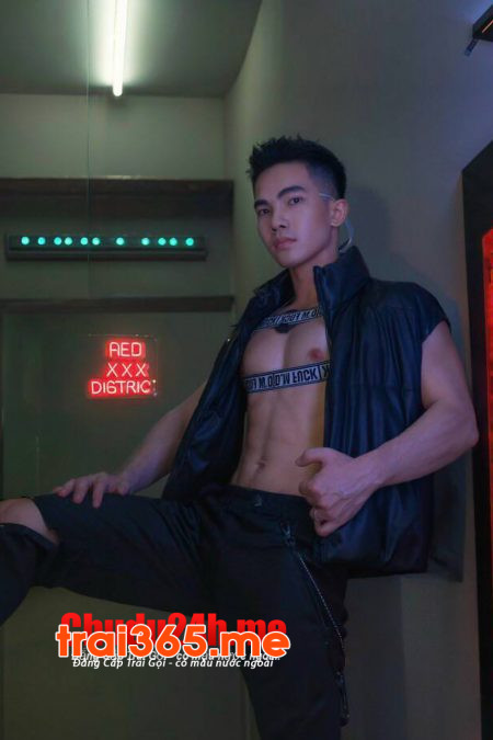 TRAI DANCE MẶT FACE NAM TÍNH BODY GYM MASSAGE TỐT ĐỤ KHỎE THỎA MÃN AZ CHUẨN TIỀN !!! ( KIÊN B110 )