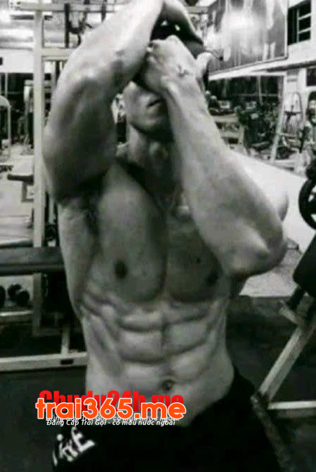 TRAI HLV CITY GYM!!! BODY GYM NAM TÍNH MASAGE GIỎI NHIỆT TÌNH BAO ĐÂM - BAO DÂM - BAO SƯỚNG THOẢ MÃN AZ !!! ( HIẾU B102 )